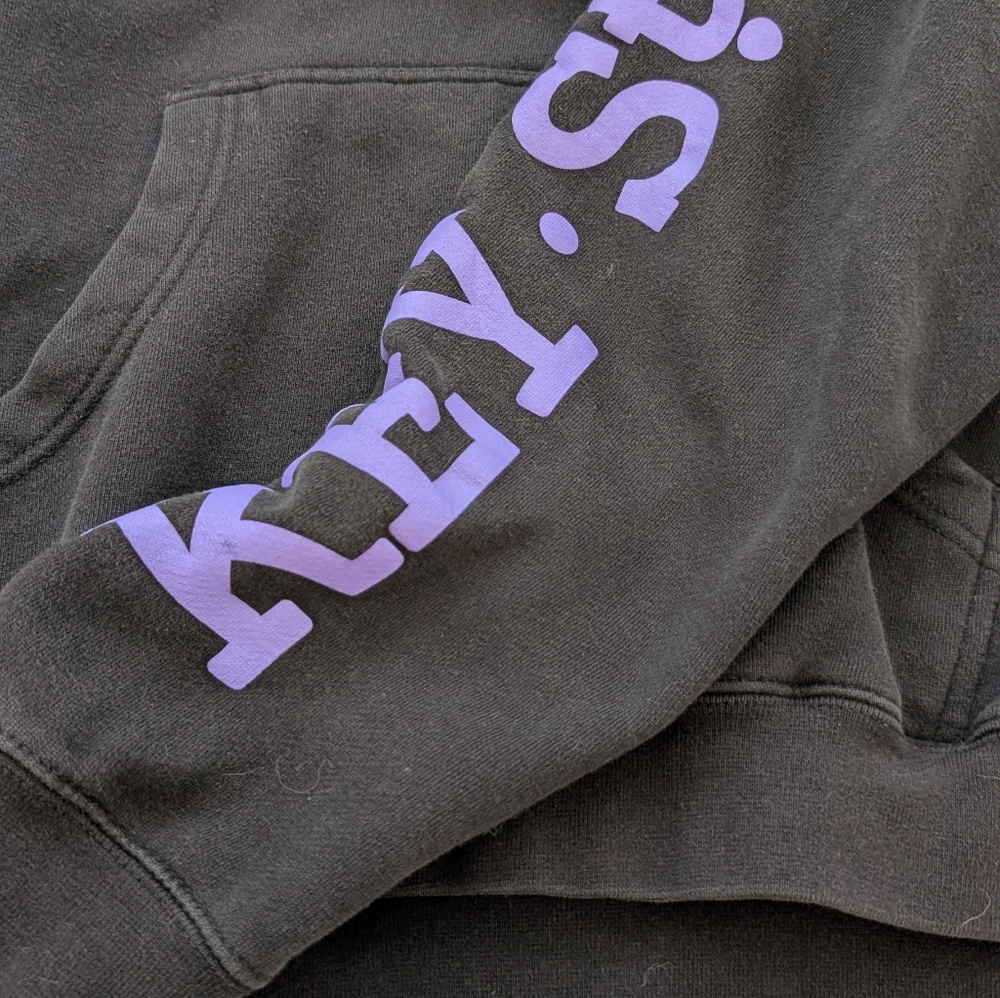 Keystreet co. Men's Pullover black hoodie from Tilly's. Size large - Picture 4 of 11